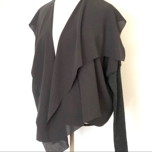 Crea asymmetrical cascading front light jacket L - Picture 2 of 8